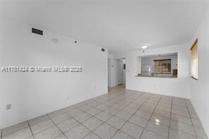 Building Photo - 2800 SW 7th St