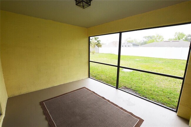 Building Photo - 18 Pittwick Ln