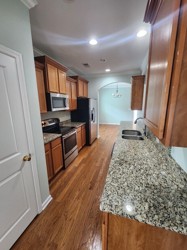 Building Photo - 3639 White Wing Cir