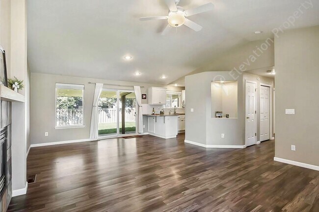 Building Photo - Comfortable Single-Level Home in NE Redmond