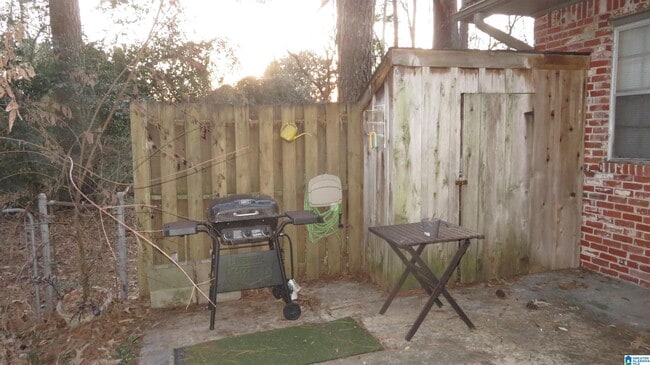 Building Photo - 3937 Montclair Rd