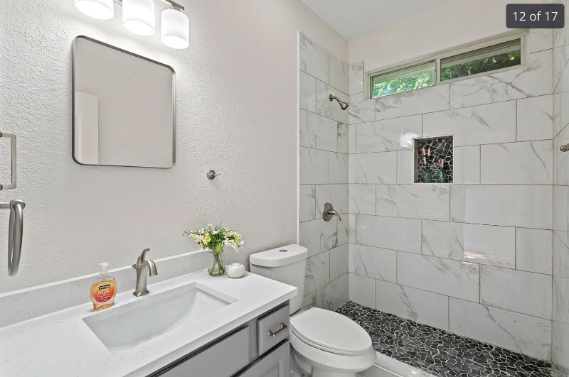 Building Photo - 4224 Las Brisas Dr