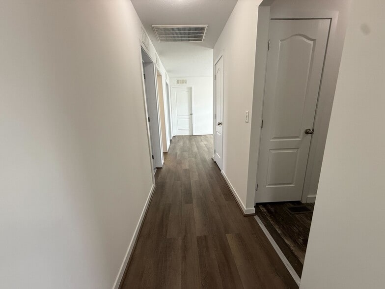 Building Photo - 12491 St Andrew Ct