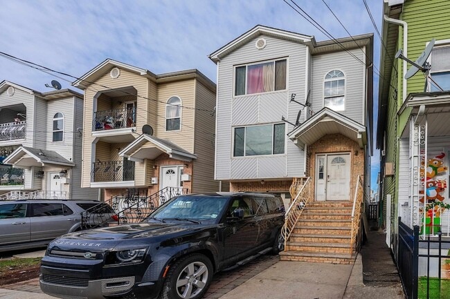 Building Photo - 53 S Second St