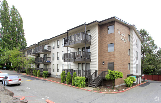 Building Photo - Village Green Apartments