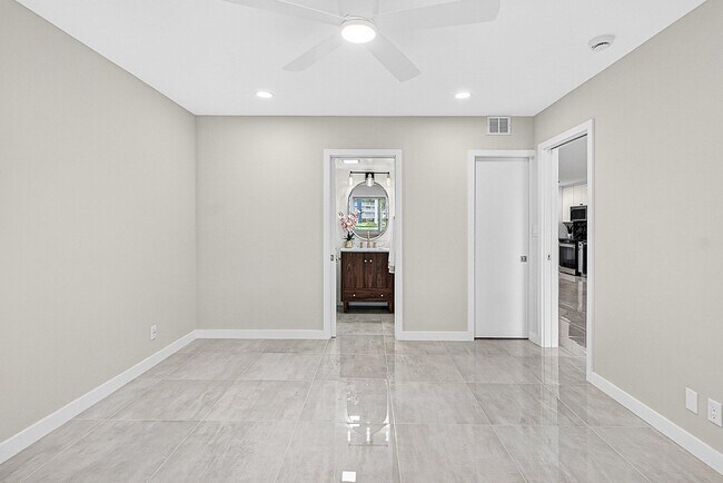 Building Photo - 3351 Spanish Trail