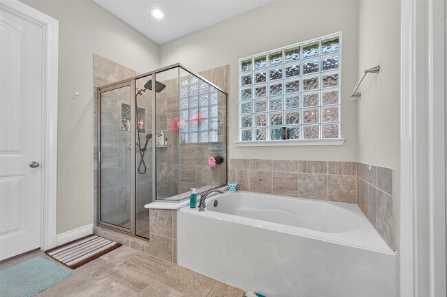 Building Photo - 4947 Thunder Creek Ln
