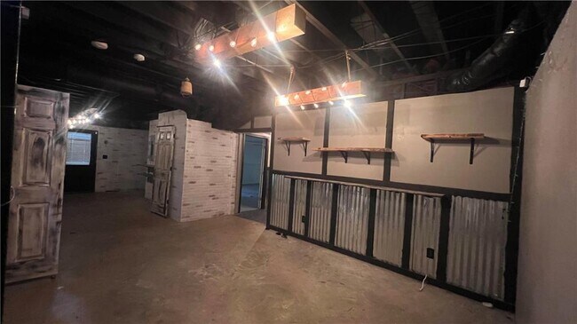 Building Photo - 8434 Majors Rd