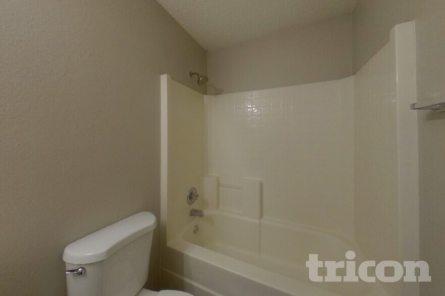 Building Photo - 7309 Ashbourne Way