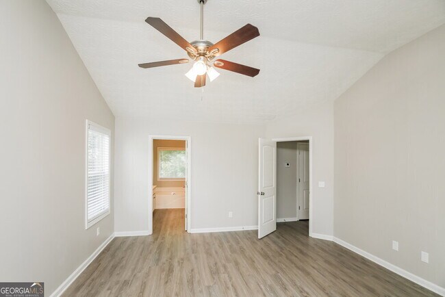 Building Photo - 8162 Brookbend Dr