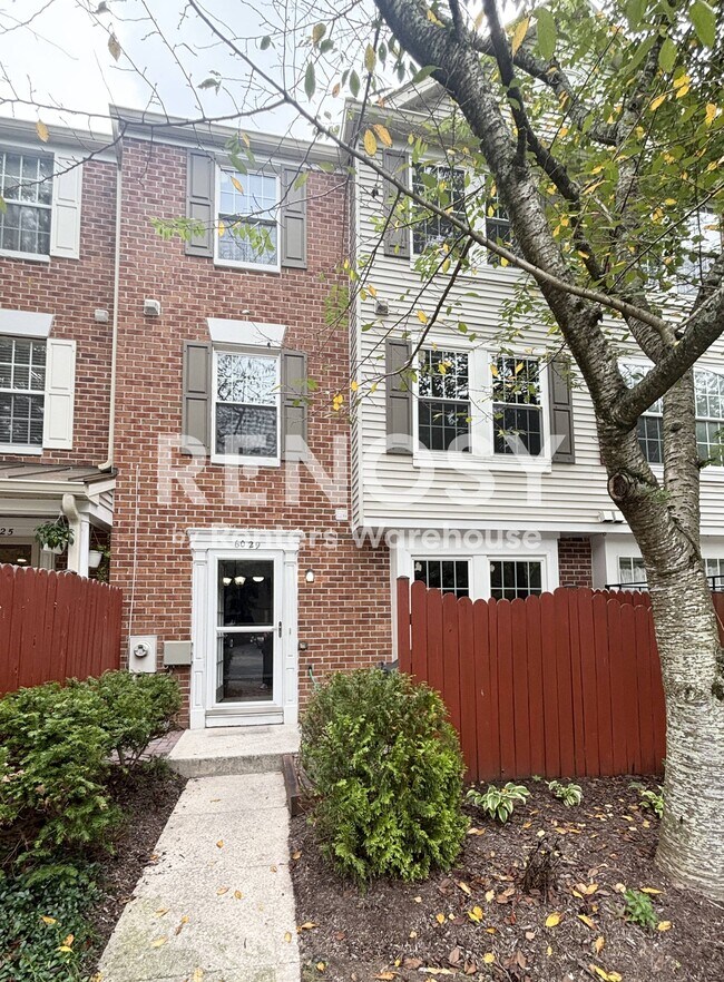 Building Photo - 6029 Weekend Way
