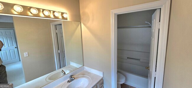 Building Photo - 3007 Jester Ct