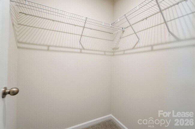 Building Photo - 14862 Tamarack Drive