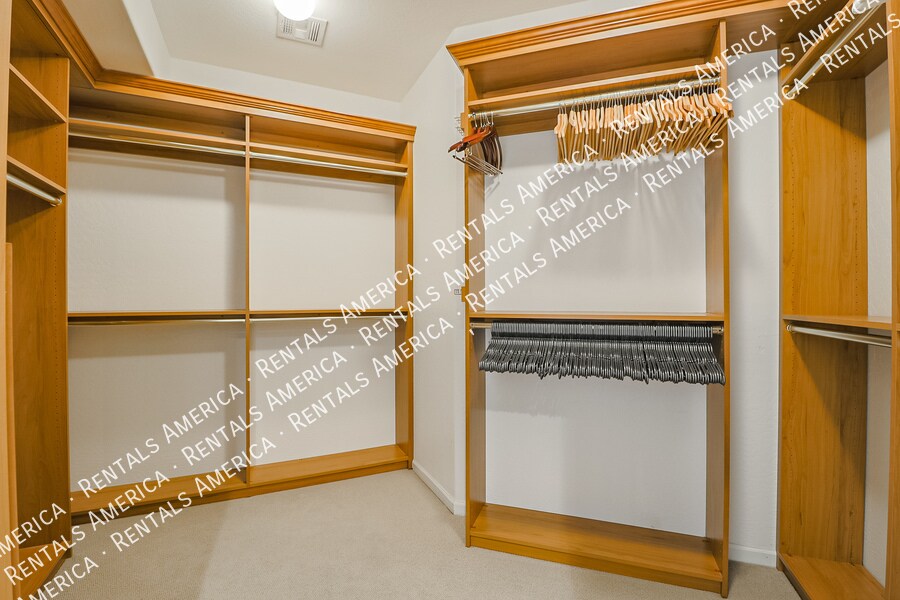 Building Photo - 20802 N Grayhawk Dr