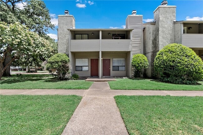 Building Photo - 1900 Dartmouth St