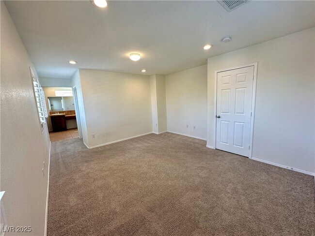 Building Photo - 9983 Alder Springs Ct