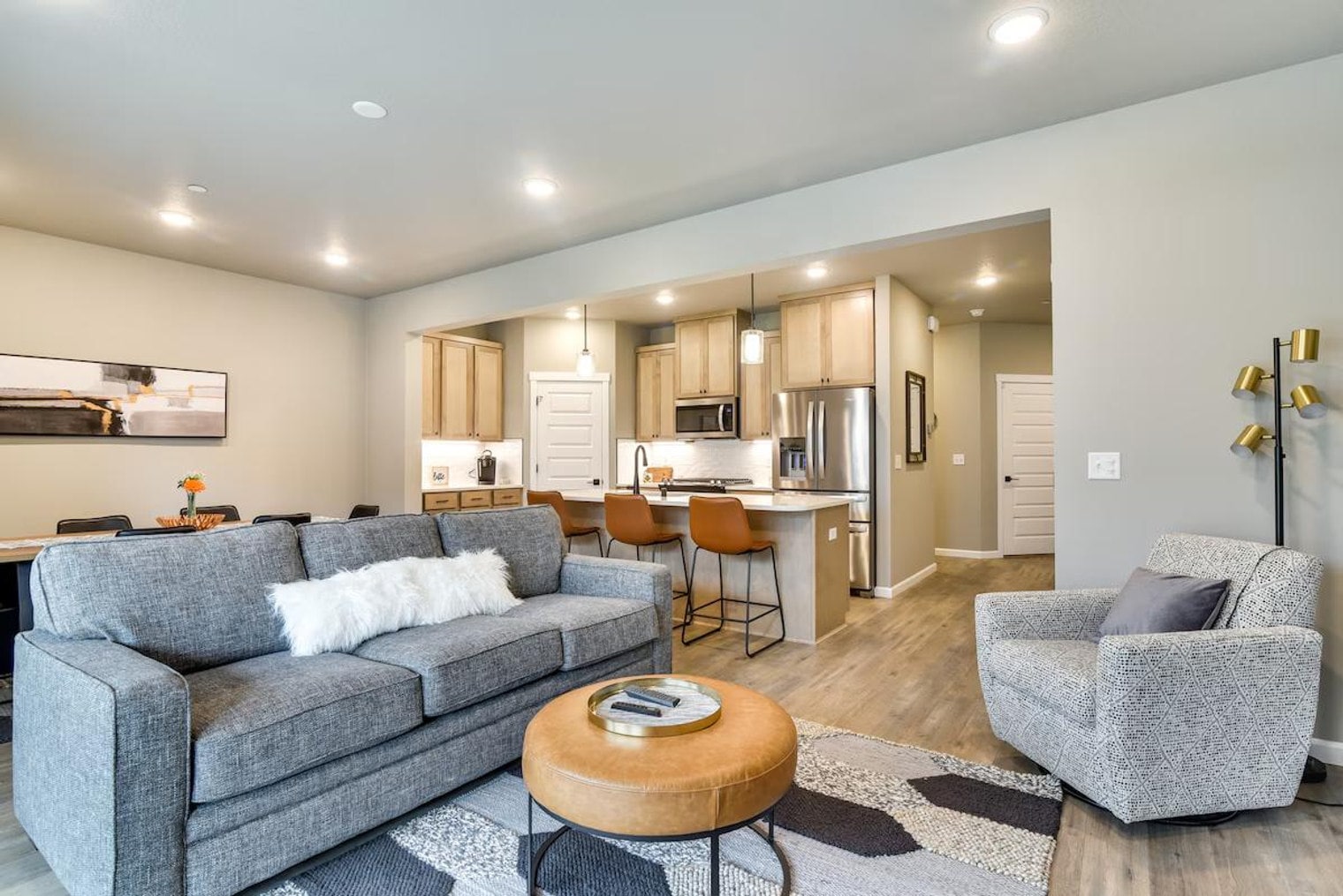 Building Photo - 6816 NE 131st Way