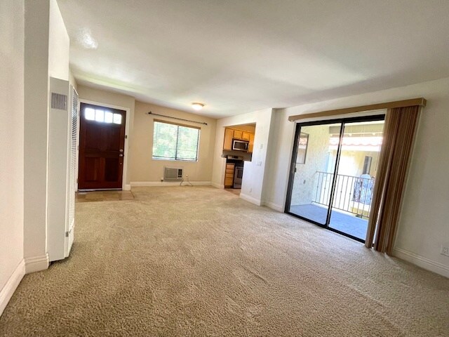 Building Photo - 10186 Camino Ruiz