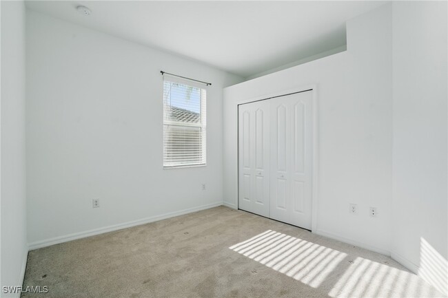 Building Photo - 1767 Alameda Dr