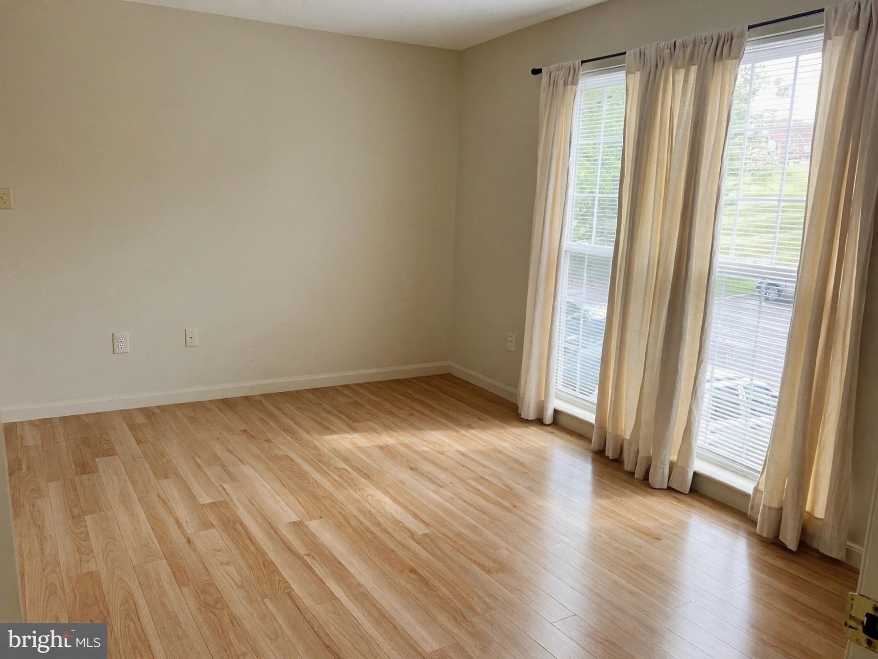 Building Photo - 2502 Driftwood Ct