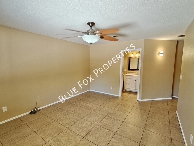 Building Photo - 3754 E White River Dr