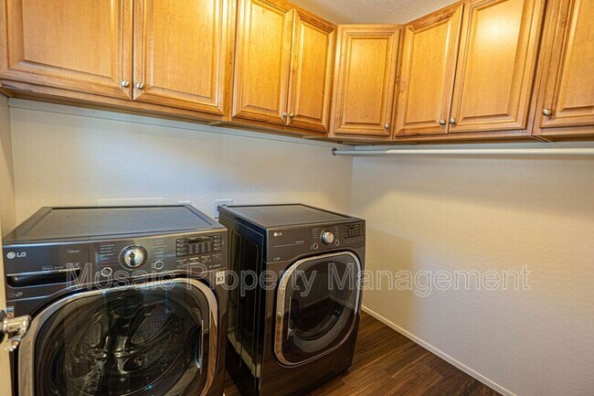 Building Photo - 6543 S San Jacinto St
