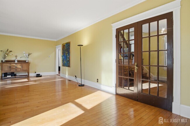 Building Photo - 9 Academy St