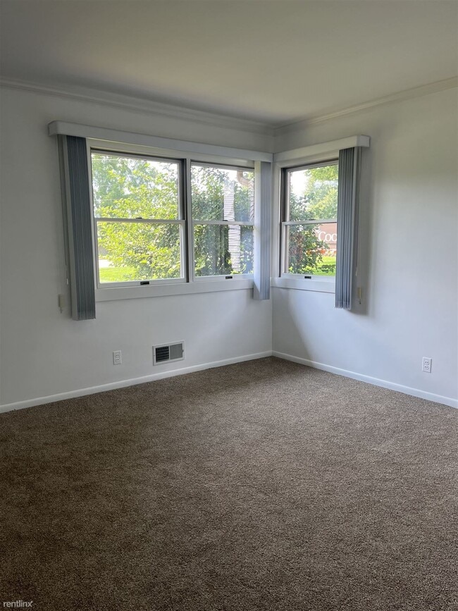 Building Photo - 2 br, 1 bath House - 2051 84th St SW