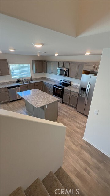 Building Photo - 479 Hollyhock Cir