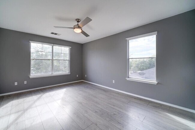 Building Photo - 15004 Sassafras Trail
