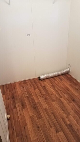 Utility room - 3108 Medina Hwy