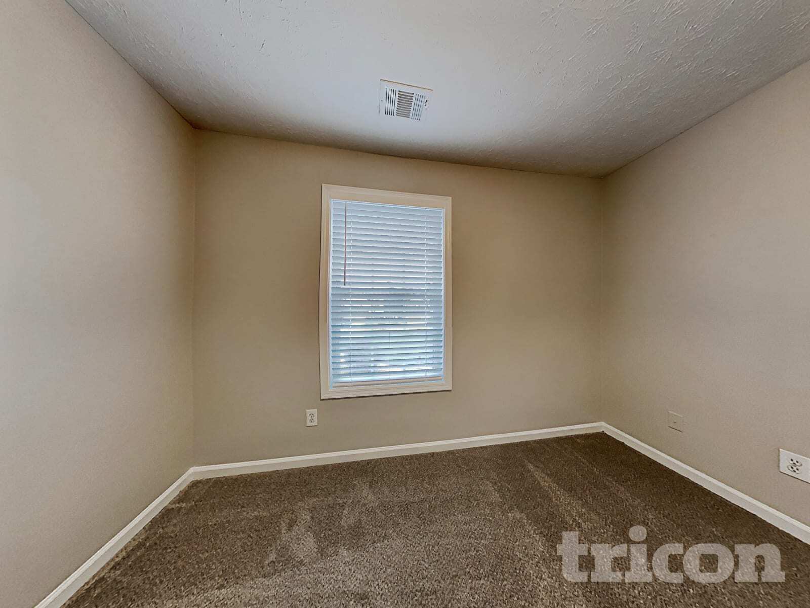 Building Photo - 722 Clairidge Oak Ct