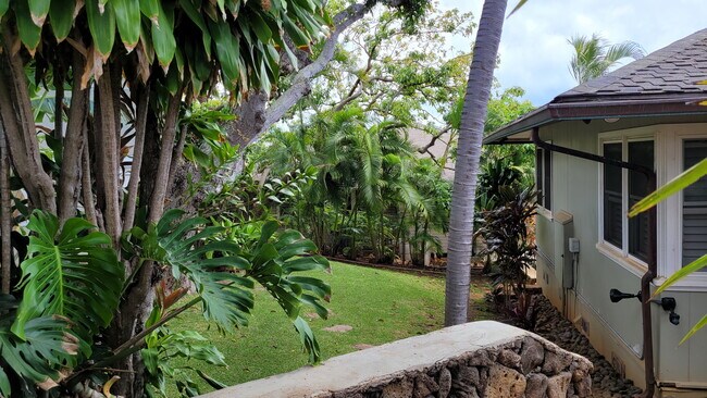 Building Photo - 4115 Sierra Dr