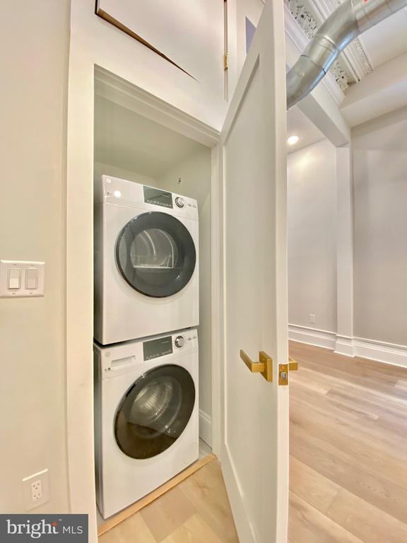 Building Photo - 1824 Chestnut St