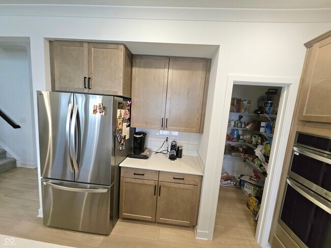 Building Photo - 15445 Hurst Rd