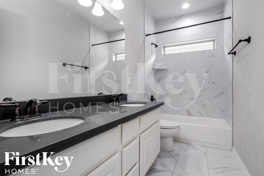 Building Photo - 7238 Foxtail Mdw Ct