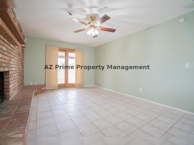 Building Photo - 1473 N Amarillo St