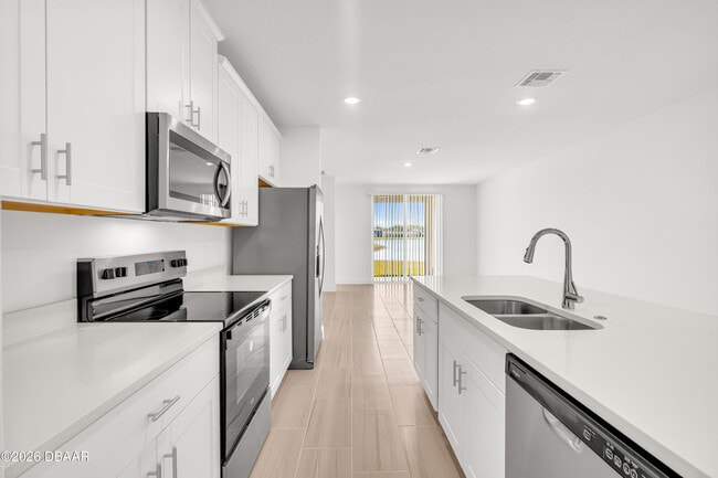 Building Photo - 225 Links Ter Blvd