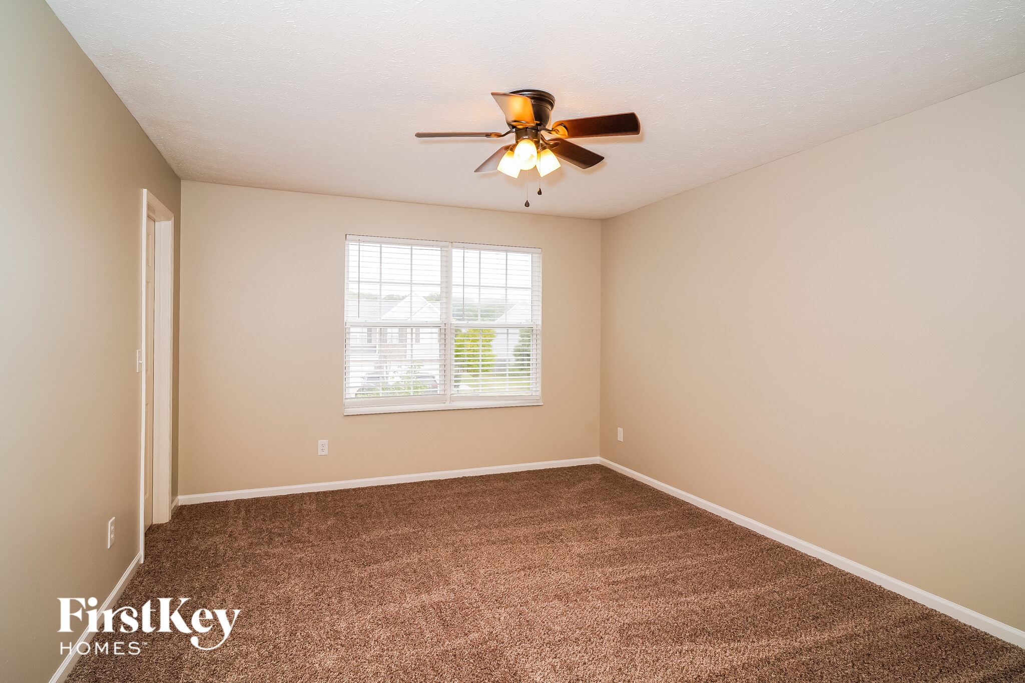 Building Photo - 2323 S Moeller Cir