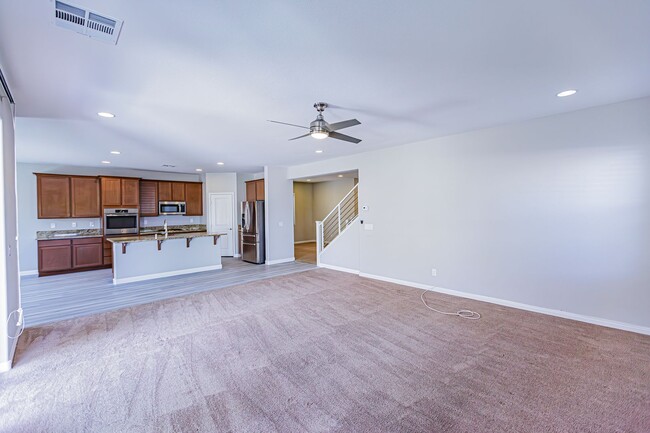 Building Photo - Beautiful Home in a Gated Community