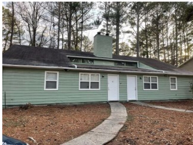 Primary Photo - 4101 Hawthorne Cir