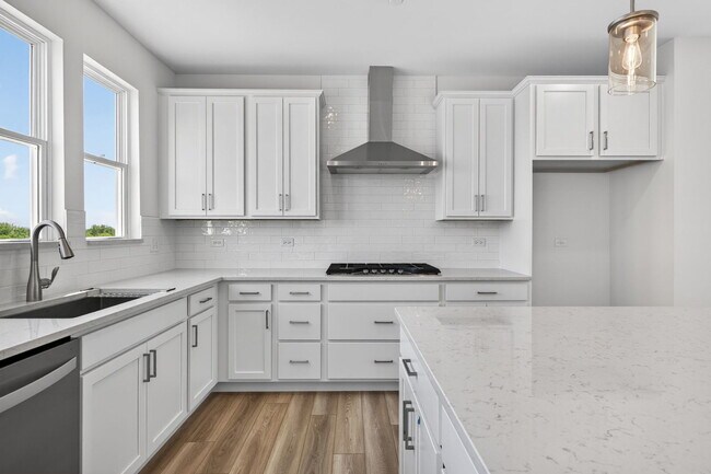 Building Photo - 2635 Lohan Wy