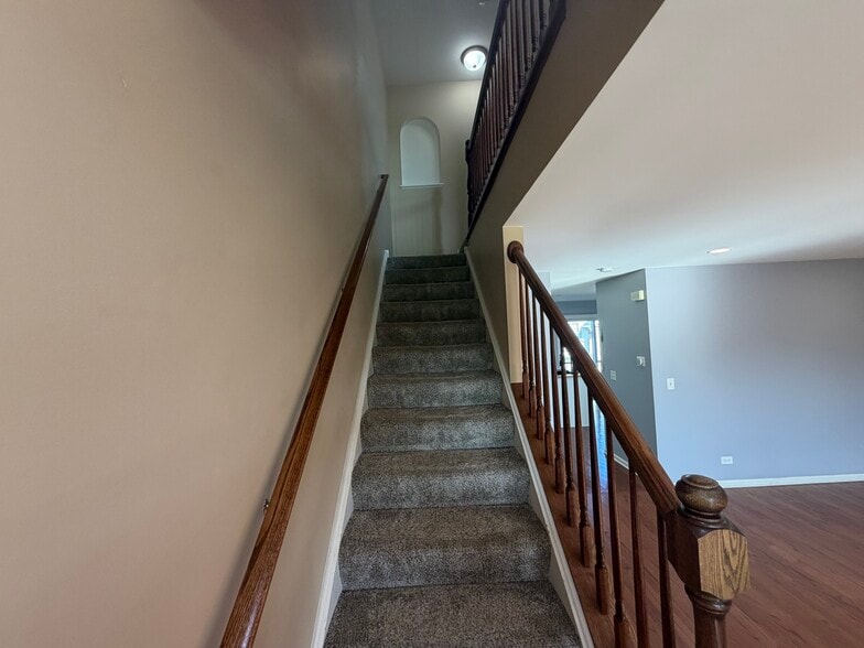 Building Photo - 14707 Paul Revere Ct