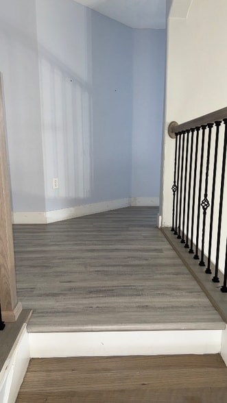 Building Photo - 212 Purslane Pass