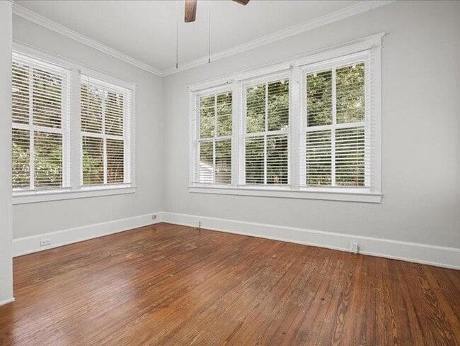 Building Photo - 1151 Caroline Ave