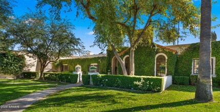 Building Photo - 8501 N Golf Dr