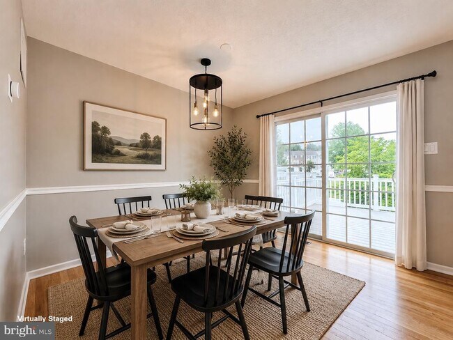 Building Photo - 2107 Mardic Dr