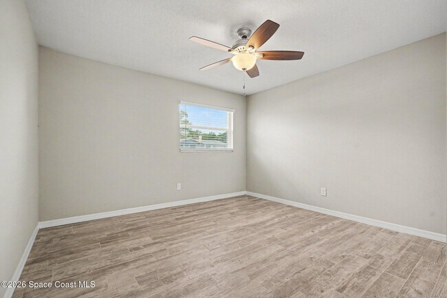 Building Photo - 2222 Lucille Ln