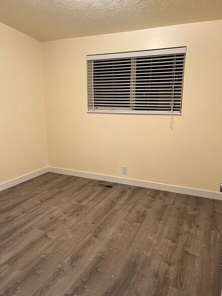 Building Photo - 2799 W 7550 S