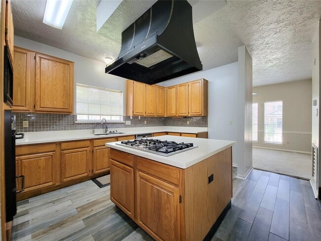 Building Photo - 8502 Canyon Pine Dr